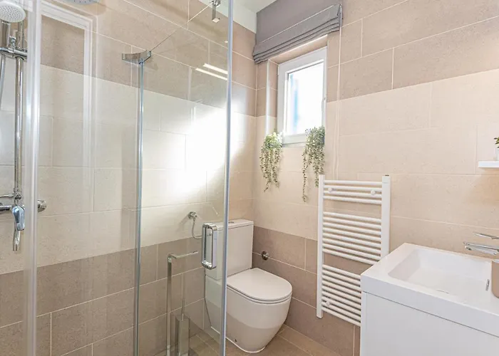 Romansa Miljevci Near Krka National Park Siritovci