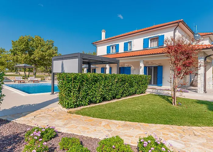 Romansa Miljevci Near Krka National Park Siritovci