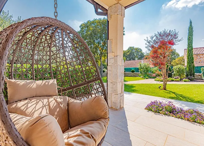 Villa Romansa Miljevci Near Krka National Park