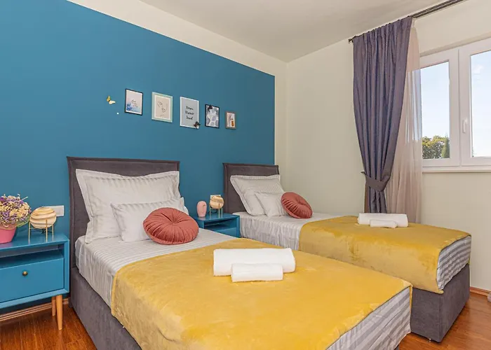 Romansa Miljevci Near Krka National Park Villa