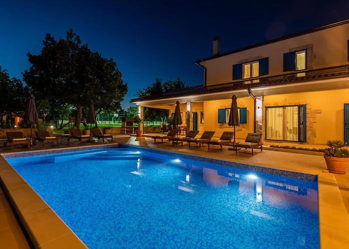 Villa Romansa Miljevci Near Krka National Park *