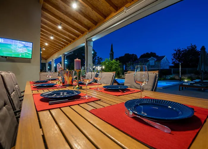 Romansa Miljevci Near Krka National Park *