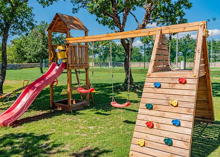 וילה Romansa Miljevci Near Krka National Park Siritovci