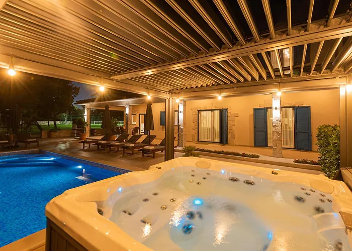 Romansa Miljevci Near Krka National Park * Siritovci